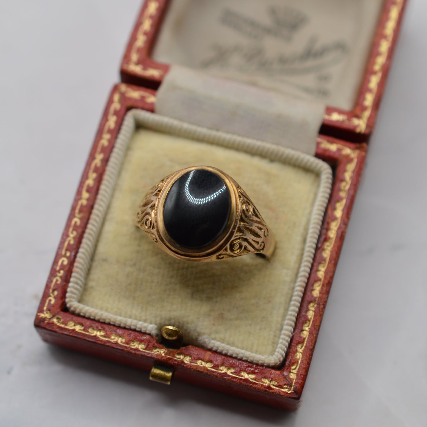 1960s Vintage 9ct Gold Unisex Black Onyx Signet Ring