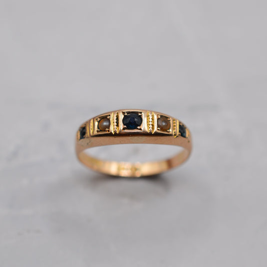 Antique Victorian 15ct Gold Sapphire & Pearl Ring