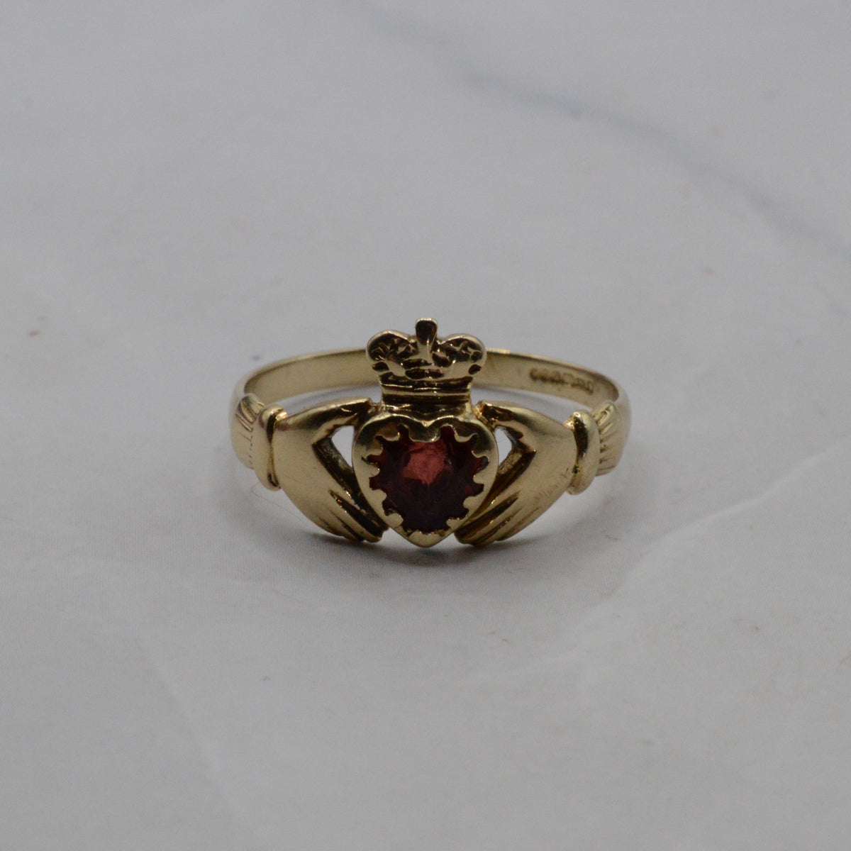 9ct Gold Garnet Claddagh Ring