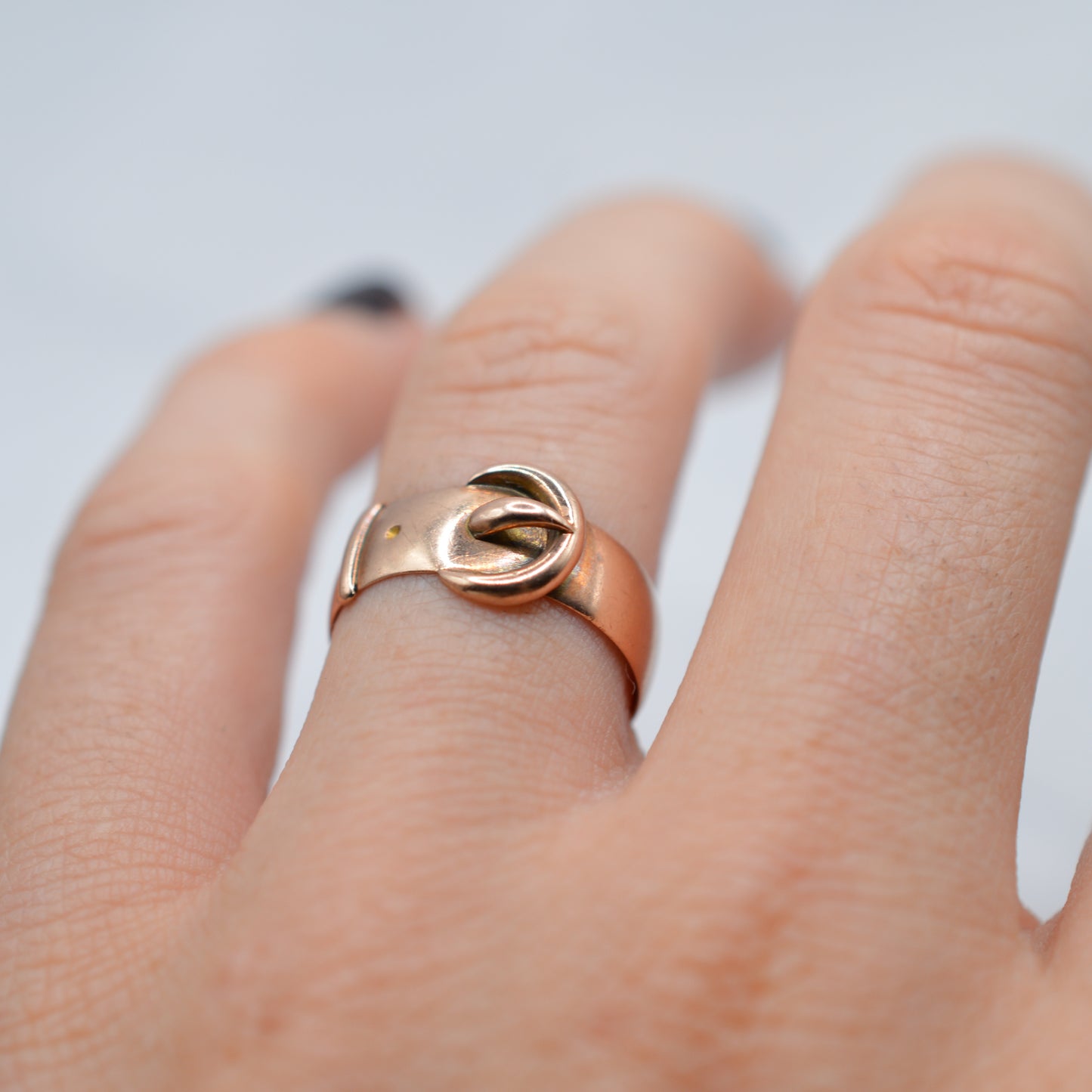 Antique 1912 Edwardian 9ct Rose Gold Buckle Ring