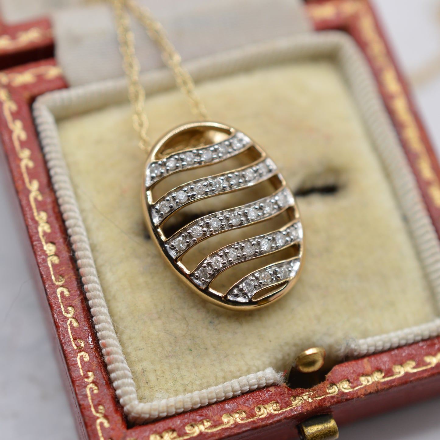 9ct Gold Diamond Wave Pendant Necklace (17”)