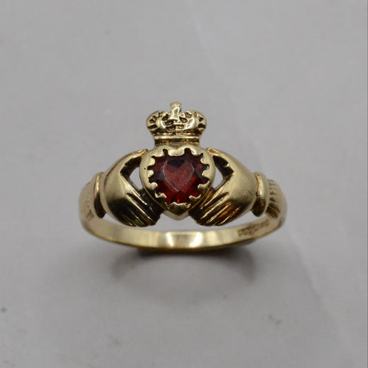 9ct Gold Garnet Claddagh Ring