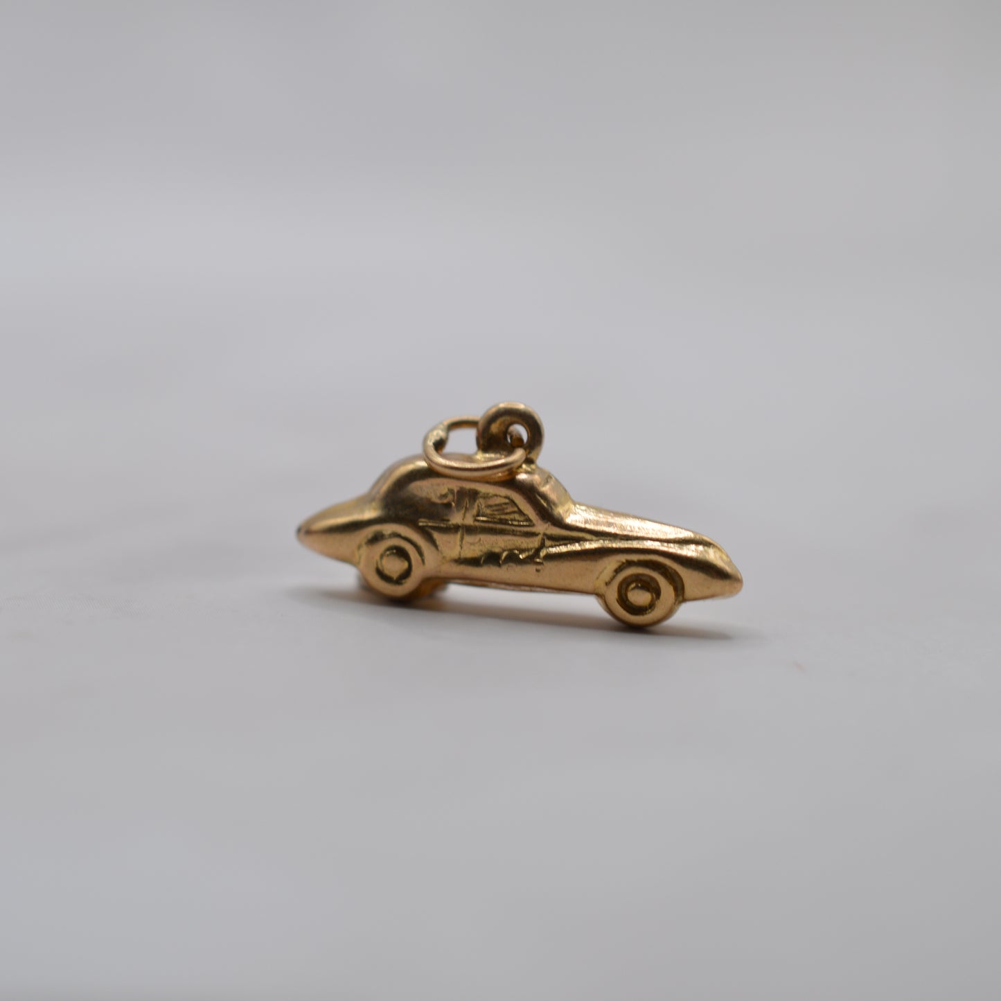 Vintage 1970s 9ct Gold Car Charm