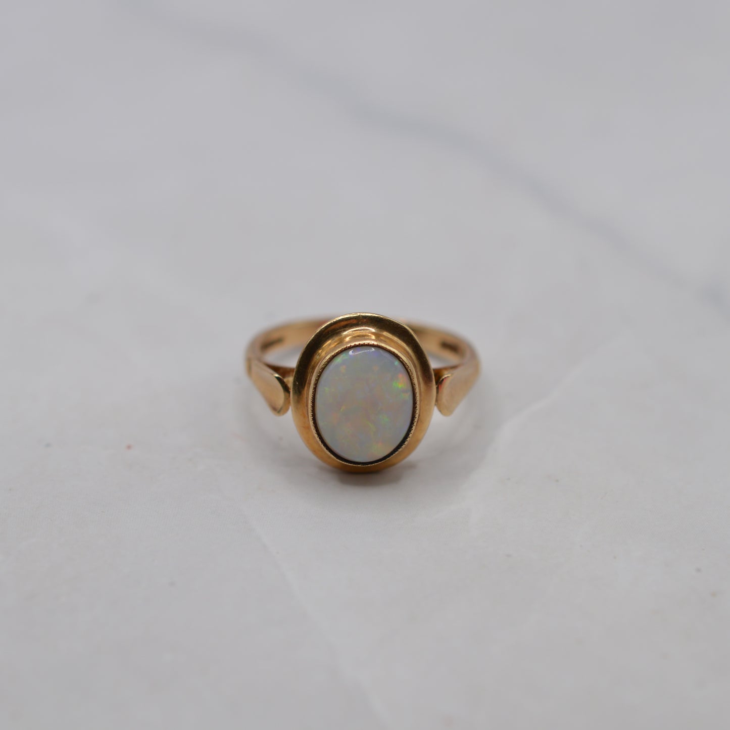 1970s Vintage 9ct Gold Opal Solitaire Ring