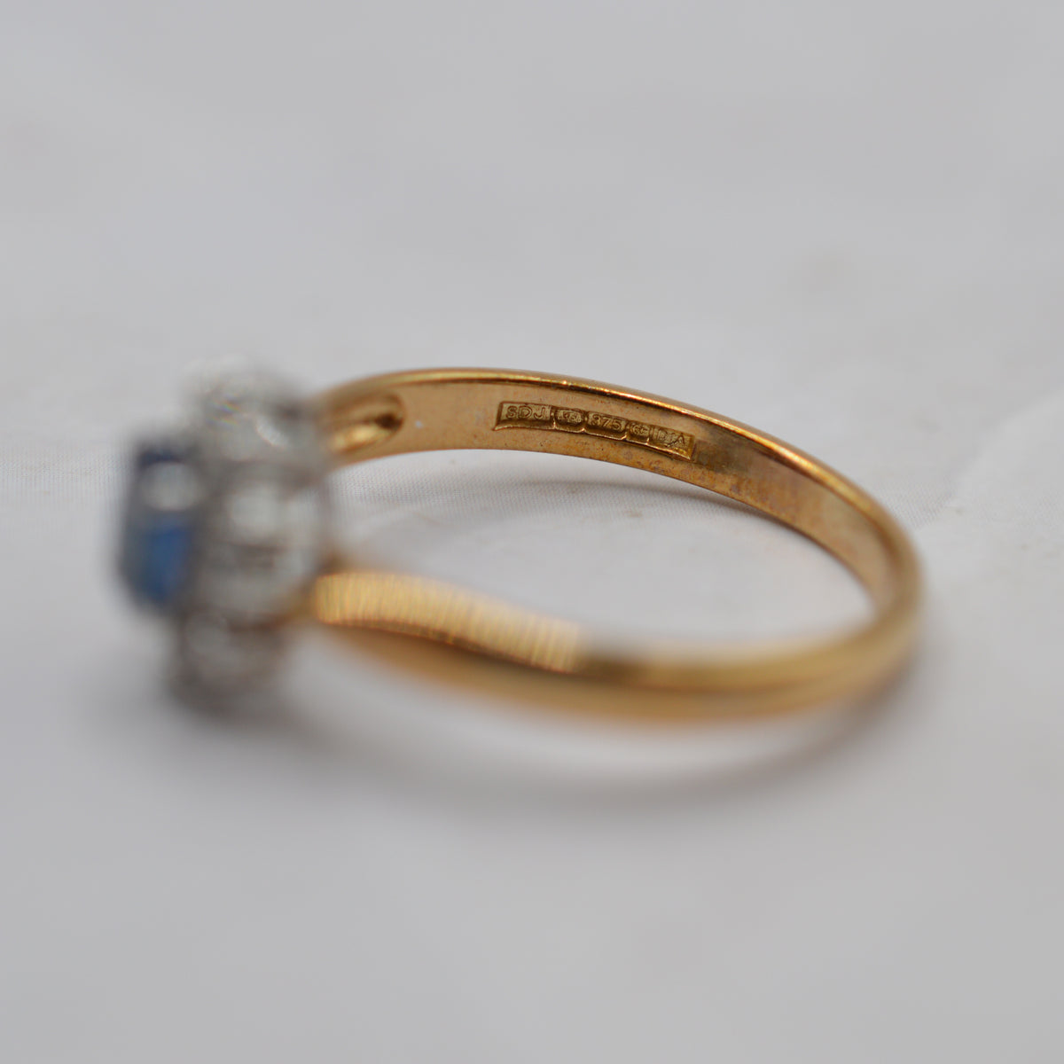9ct Gold Sapphire & Diamond Cluster Ring