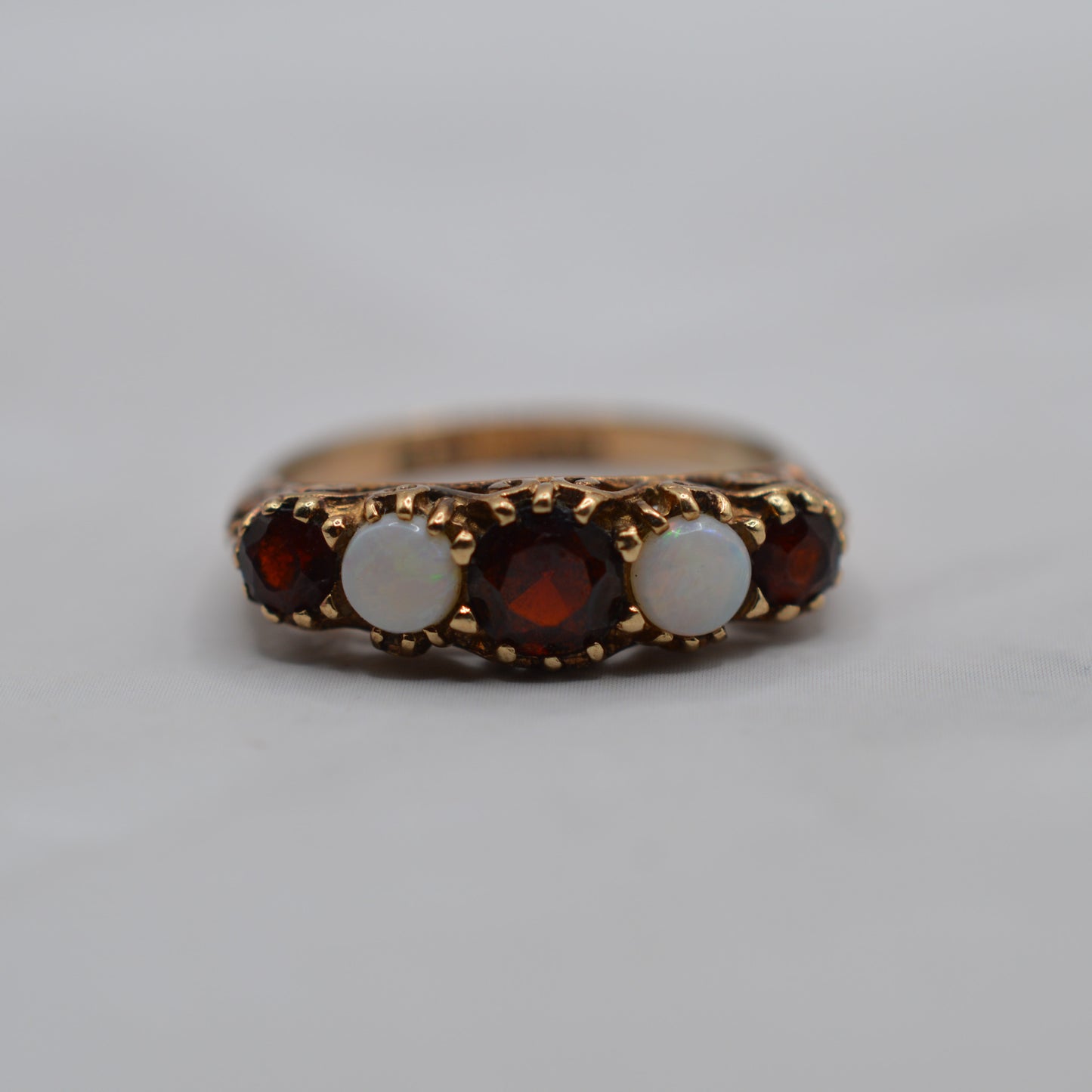 1990s 9ct Gold Opal & Garnet Five-Stone Ring