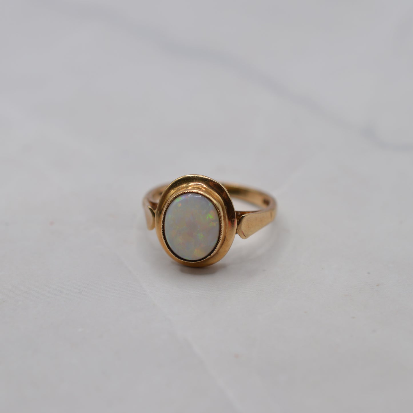 1970s Vintage 9ct Gold Opal Solitaire Ring
