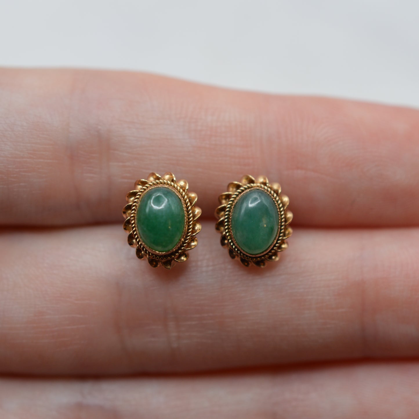 1960s Vintage 9ct Gold Jade Stud Earrings