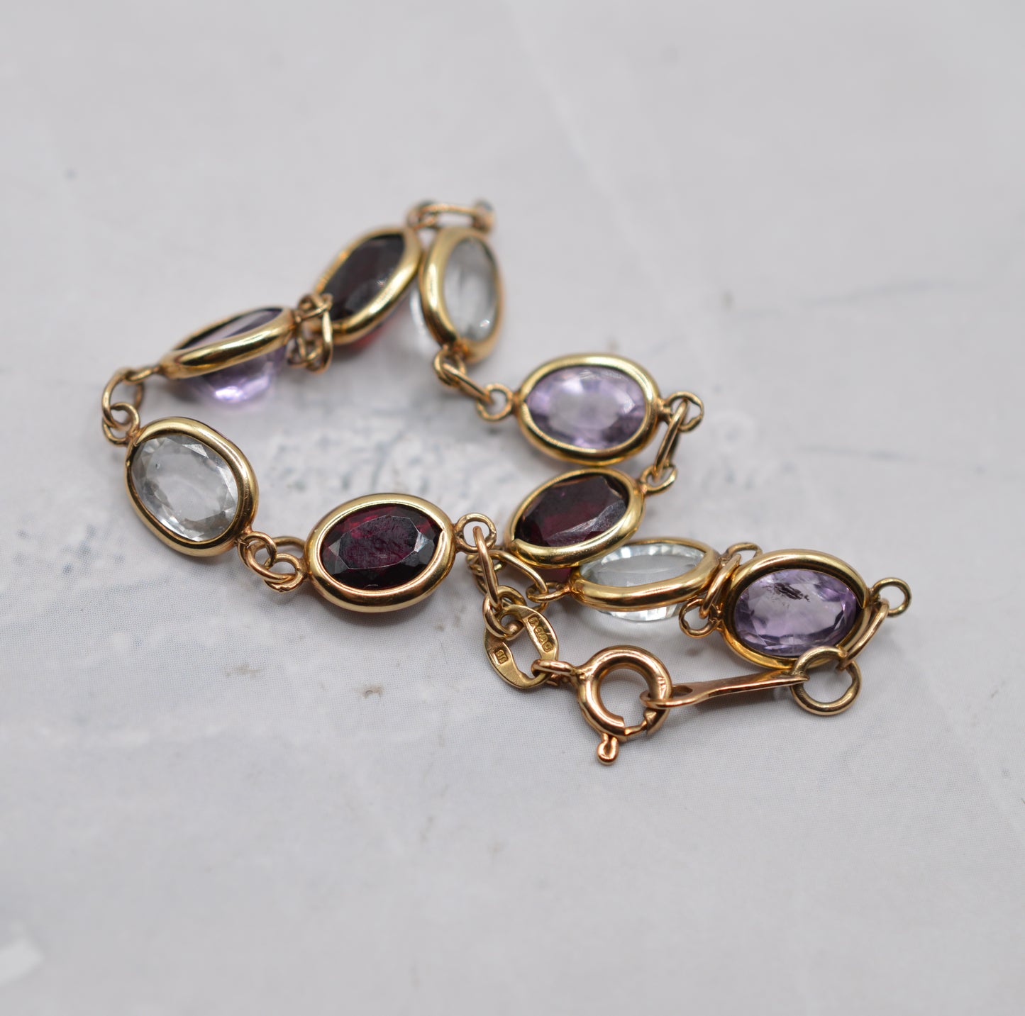 1970s Vintage 9ct Gold Aquamarine, Garnet & Amethyst Gemstone Bracelet (6.5”)