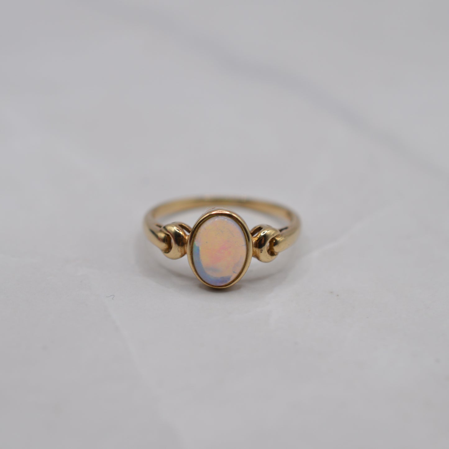 1980s 9ct Gold Opal Solitaire Ring