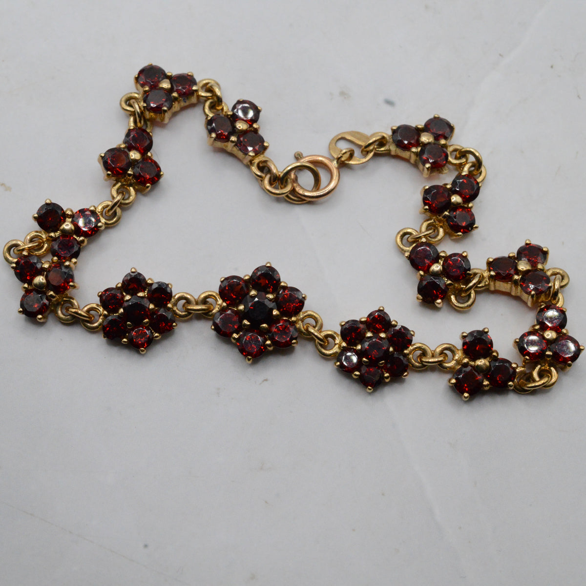 9ct Gold Garnet Floral Cluster Bracelet