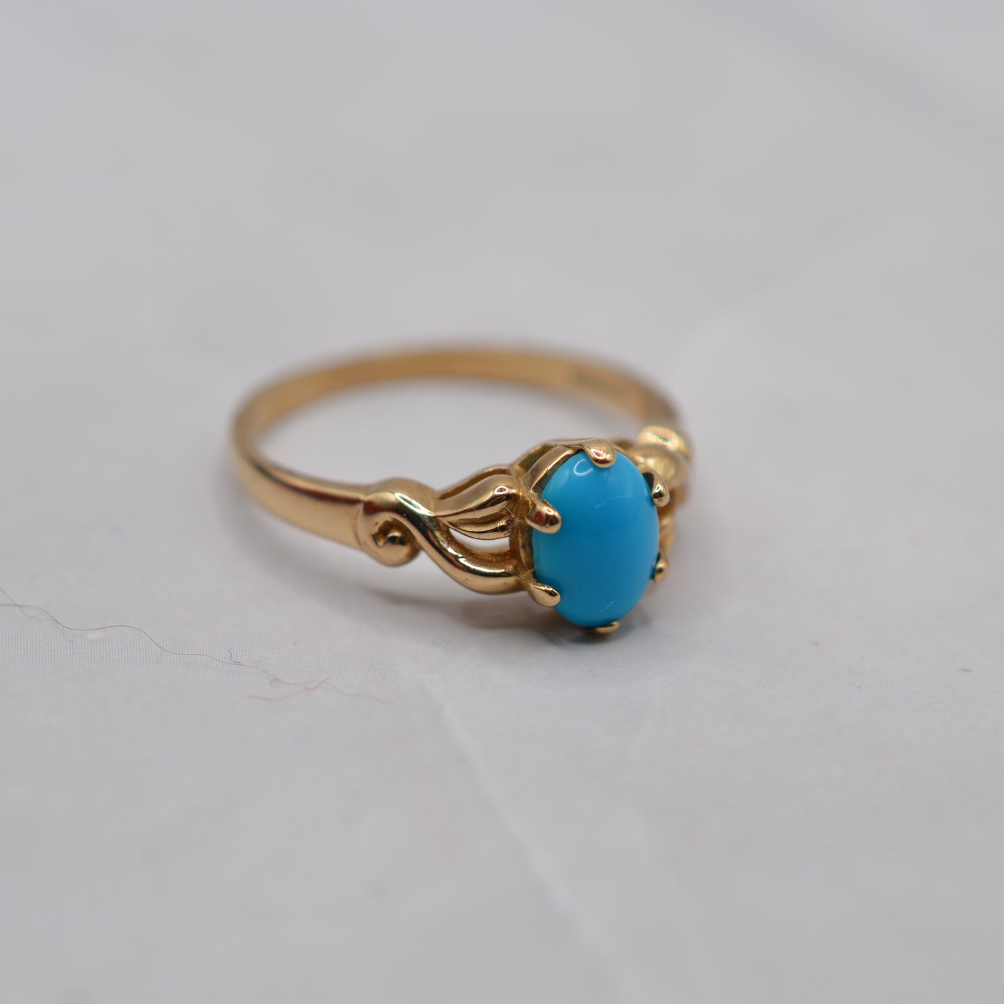 9ct Gold Turquoise Solitaire Ring