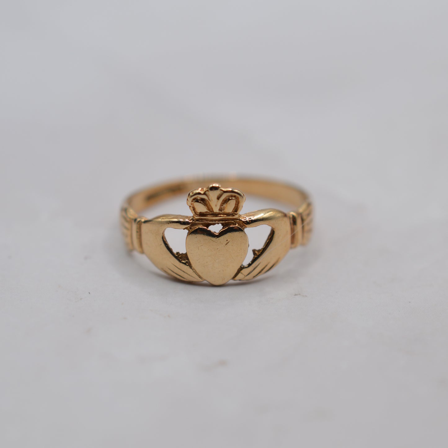 1990s 9ct Gold Claddagh Ring