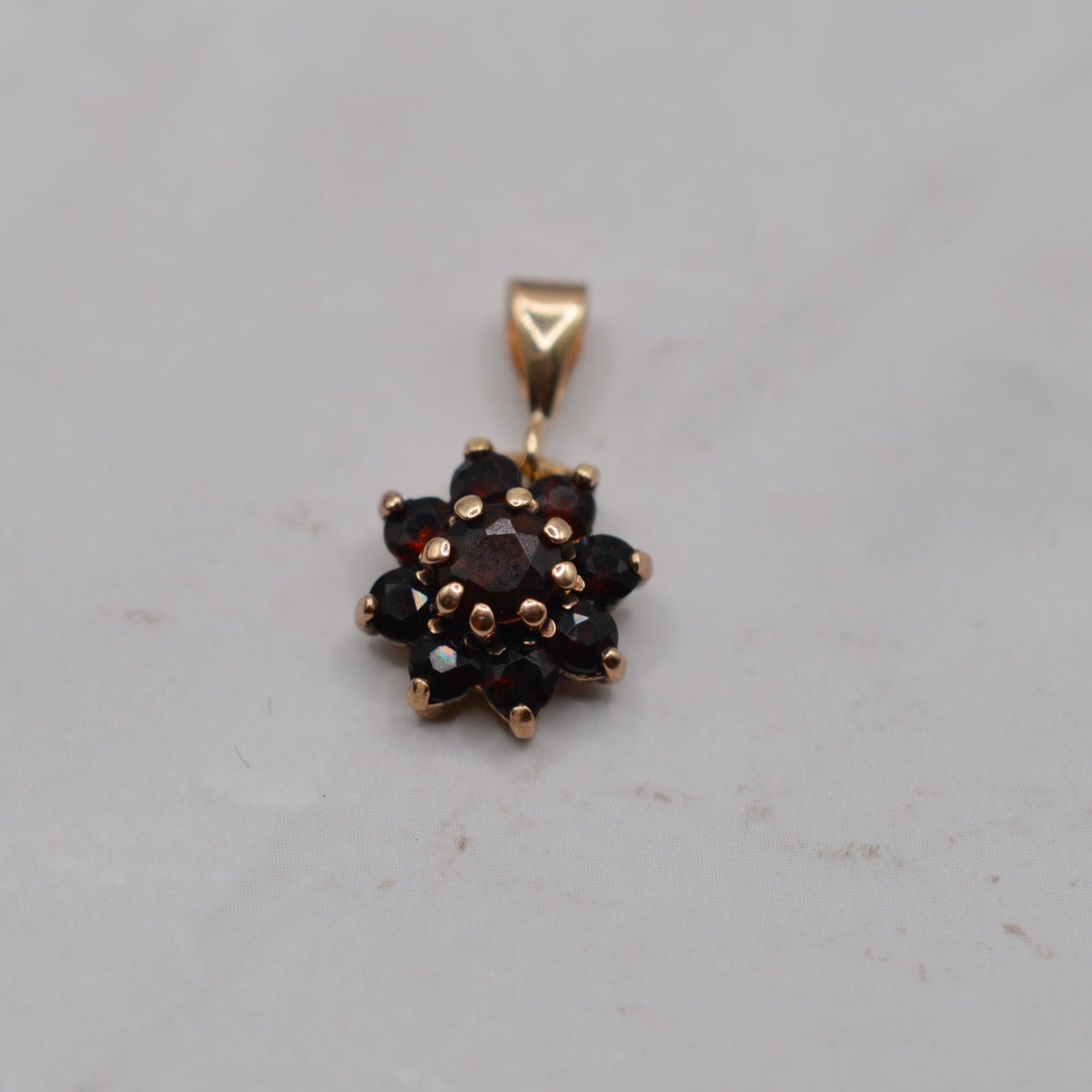 Vintage Renovated 9ct Gold Garnet Cluster Pendant/Charm