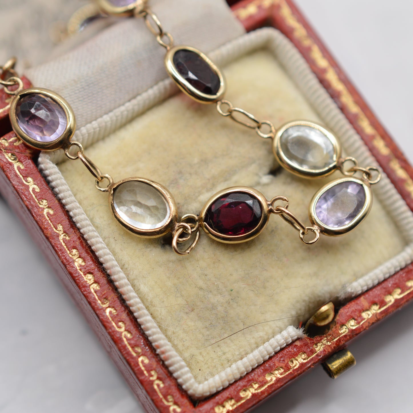 1970s Vintage 9ct Gold Aquamarine, Garnet & Amethyst Gemstone Bracelet (6.5”)