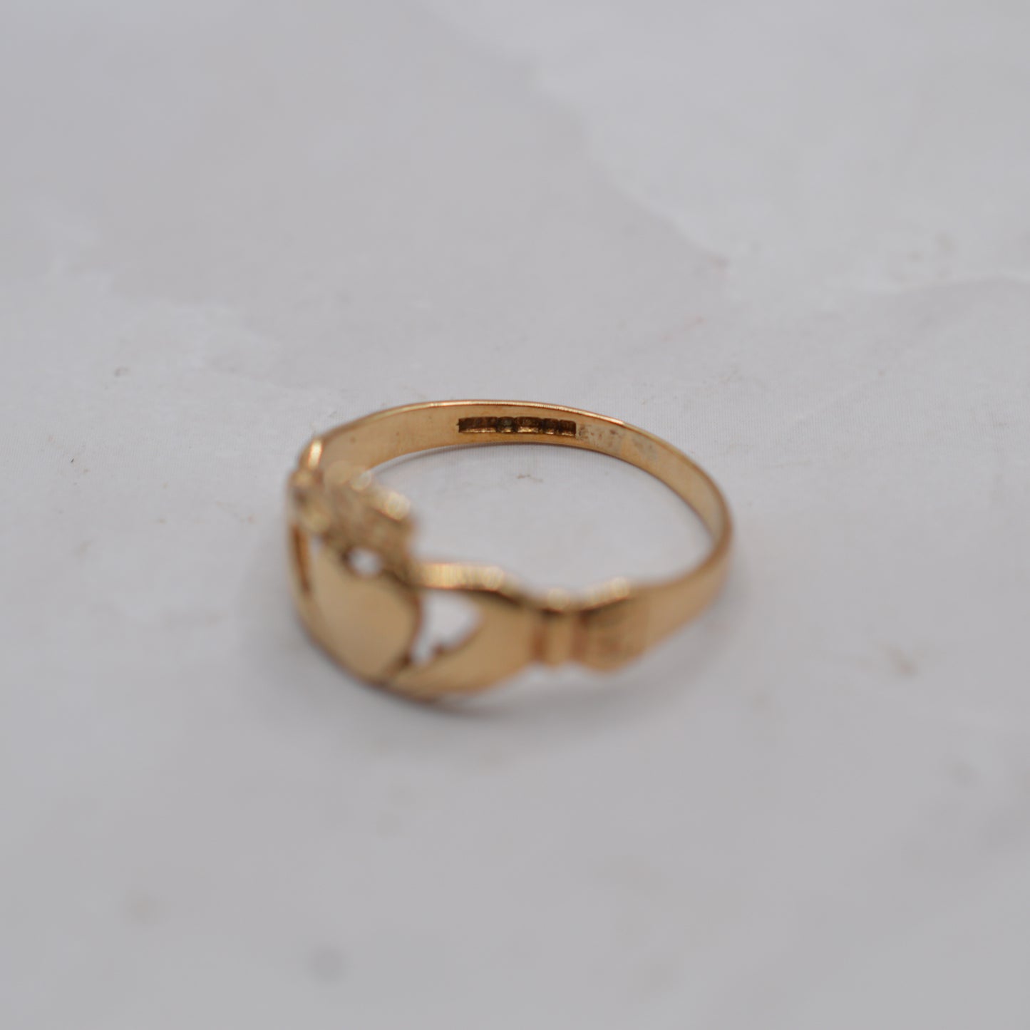 1990s 9ct Gold Claddagh Ring