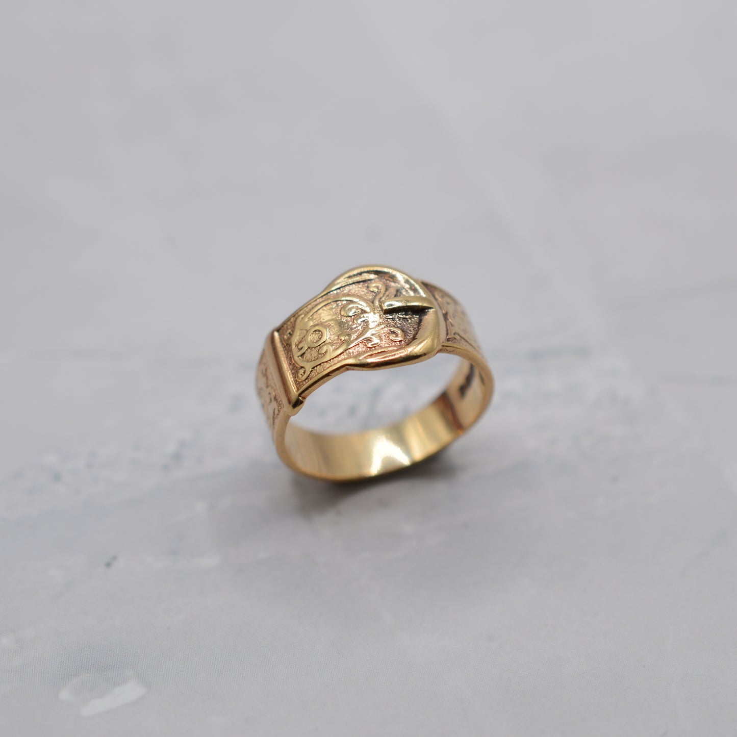 1960s Vintage 9ct Gold Buckle Ring