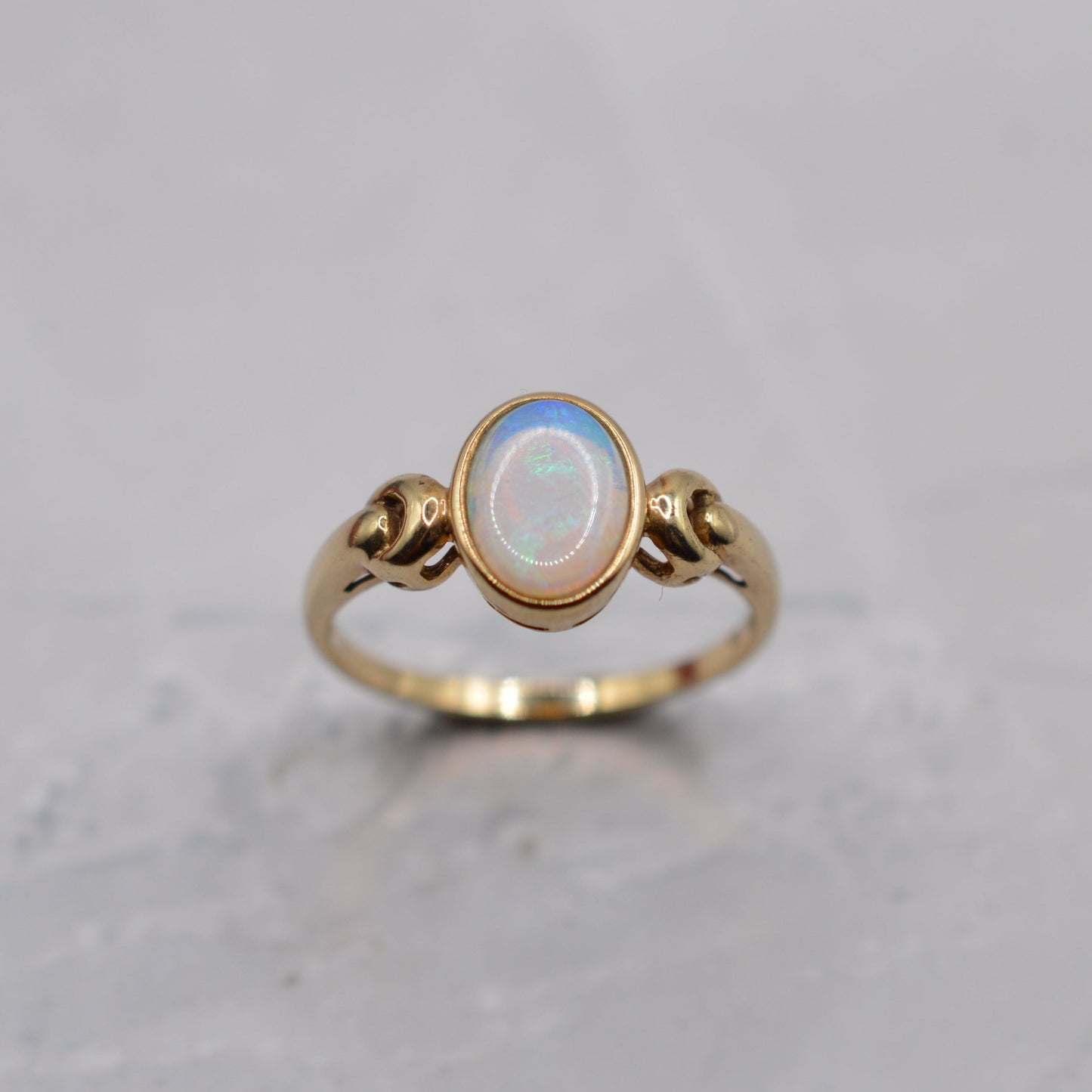 1980s 9ct Gold Opal Solitaire Ring