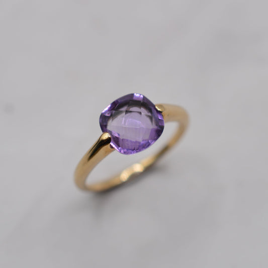 9ct Gold Checkerboard Amethyst Solitaire Ring