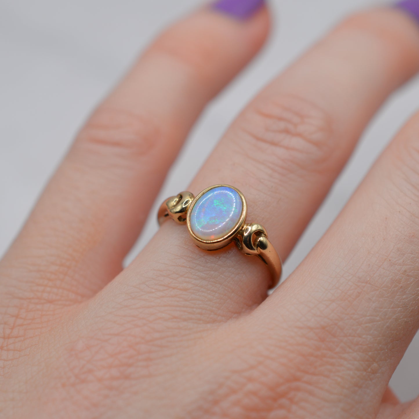 1980s 9ct Gold Opal Solitaire Ring