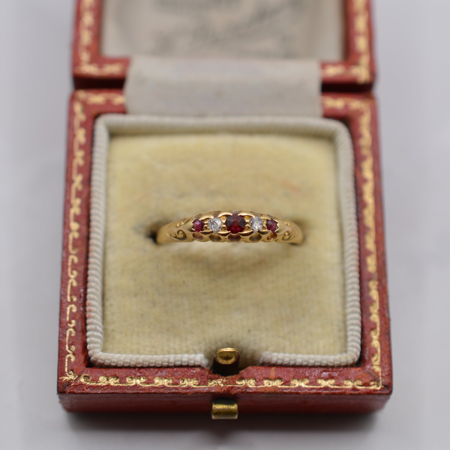 Antique Late Victorian 18ct Gold Ruby & Diamond Five-Stone Ring