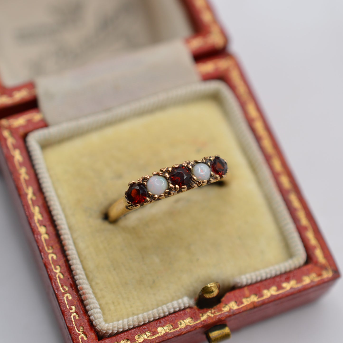 Vintage 9ct Gold Opal & Garnet Five-Stone Ring