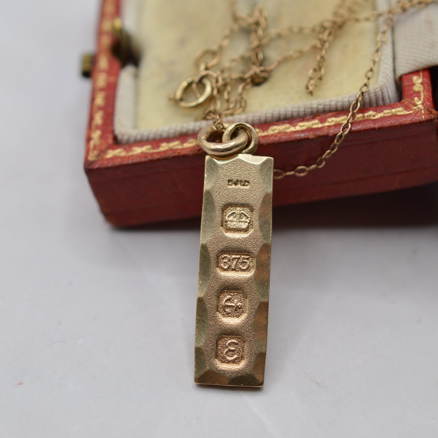 1970s Vintage 9ct Gold Ingot Pendant Necklace (23”)