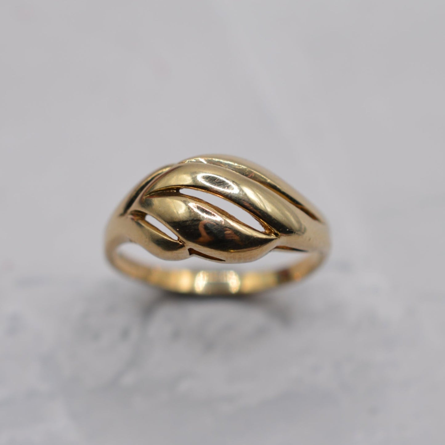 1980s 9ct Gold Chunky Leaf Ring