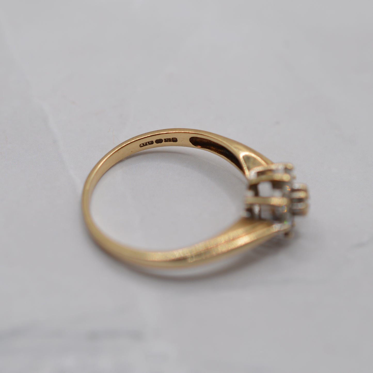 9ct Gold 0.25ct Diamond Floral Cluster Ring
