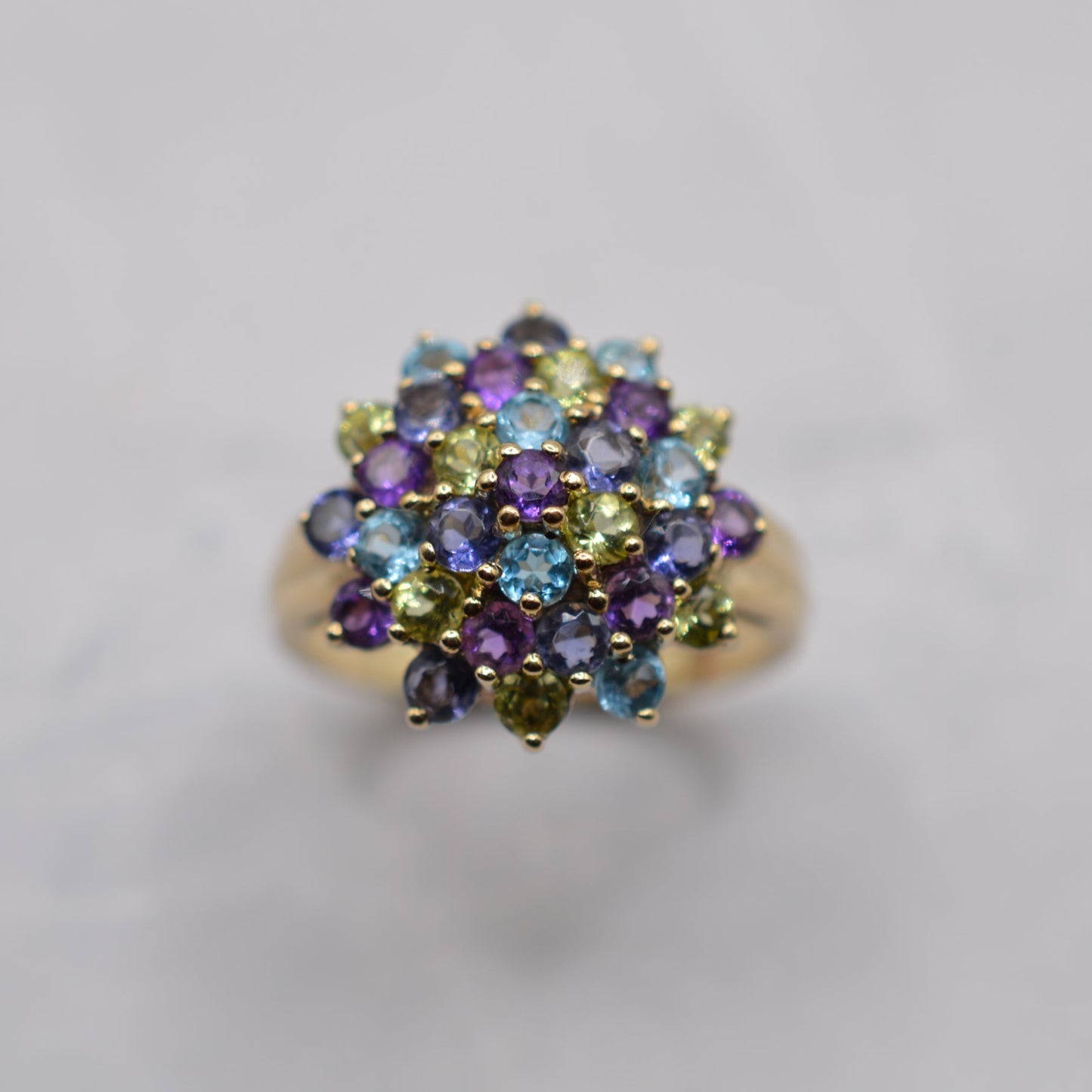 Chunky Y2K 9ct Gold Multi-Gem Cluster Ring – Amethyst, Peridot, Topaz & Iolite