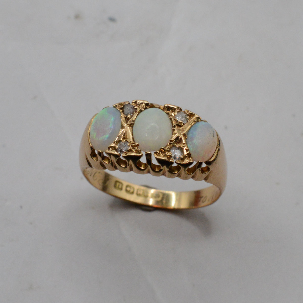 Antique 1919 18ct Gold Opal & Diamond Ring