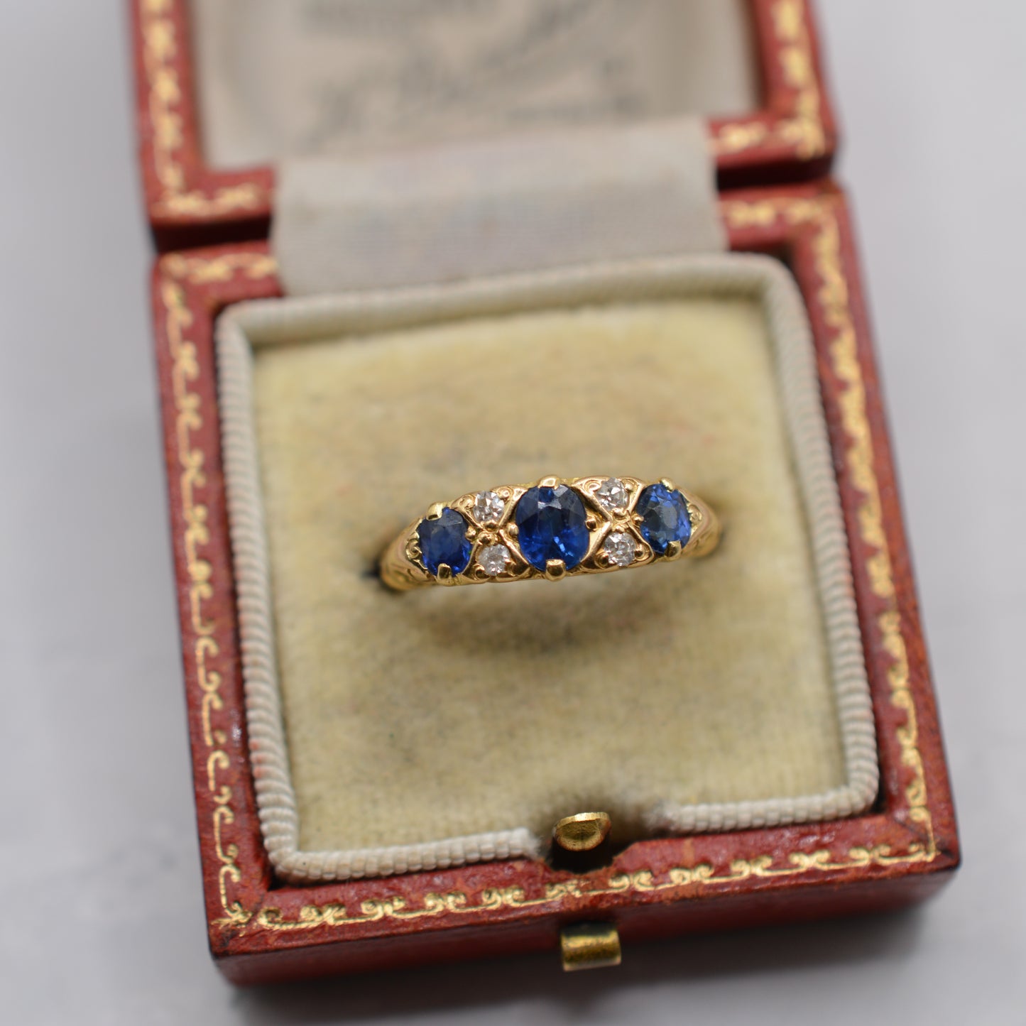 Antique Victorian 18ct Gold Sapphire & Diamond Seven-Stone Ring