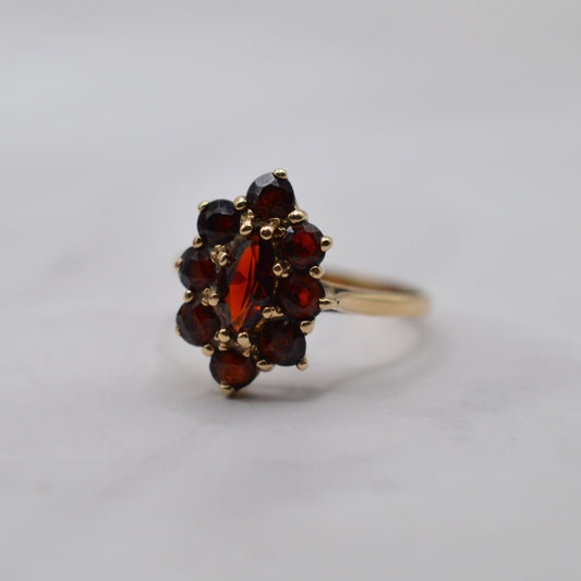 1970s Vintage 9ct Gold Garnet Cluster Ring