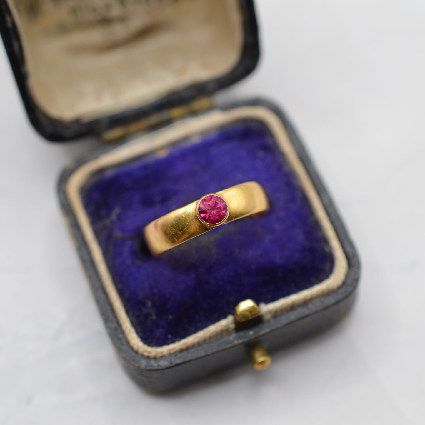 Antique Victorian 1899 22ct Gold Ruby Ring
