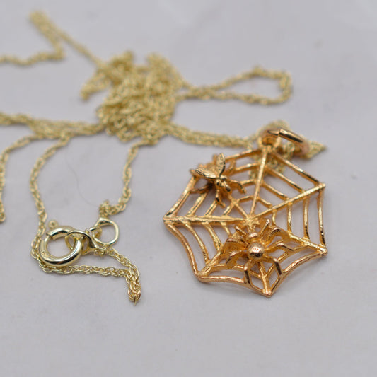 1980s Vintage 9ct Gold Spider Web Pendant Necklace (16” chain)