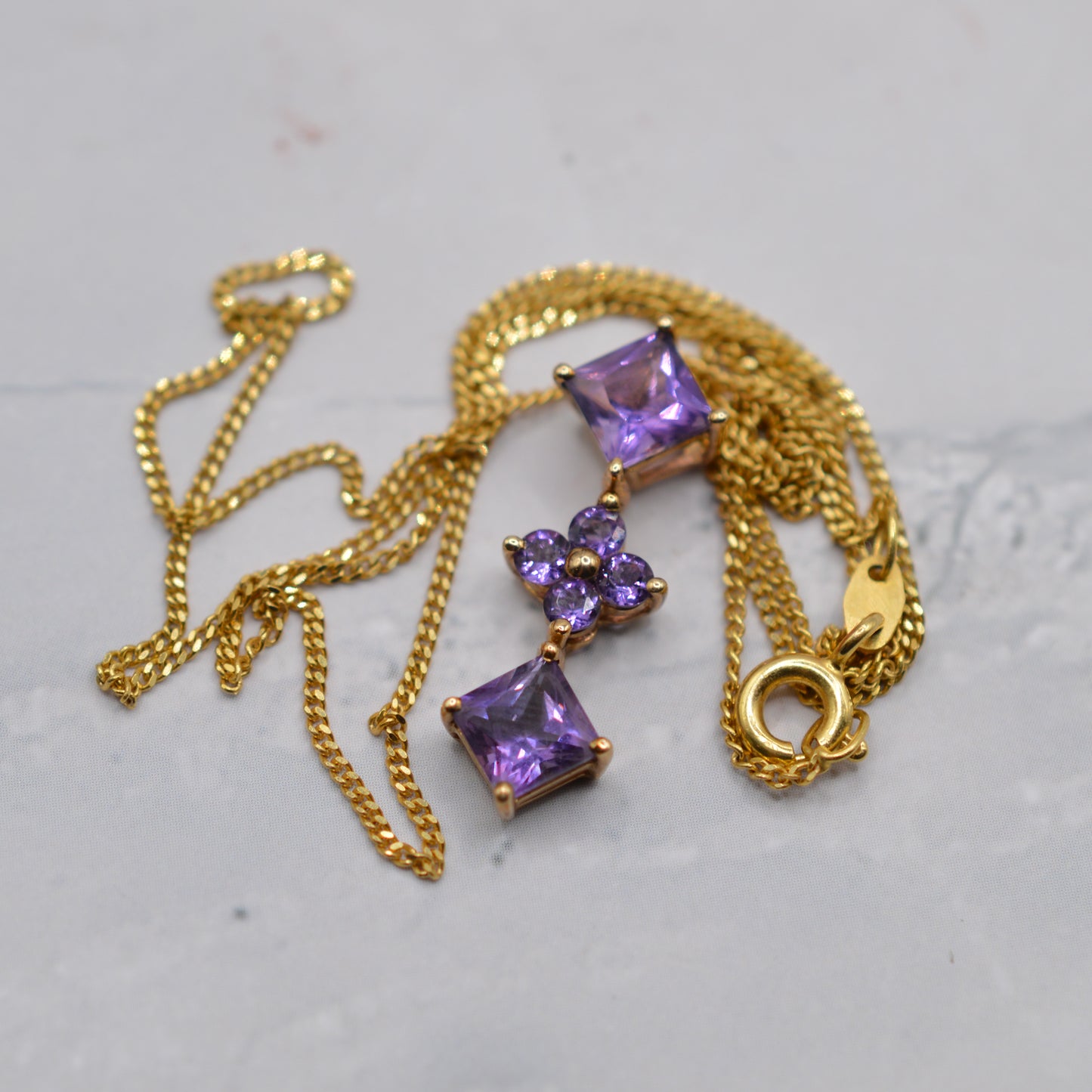 9ct Gold Amethyst Pendant Necklace
