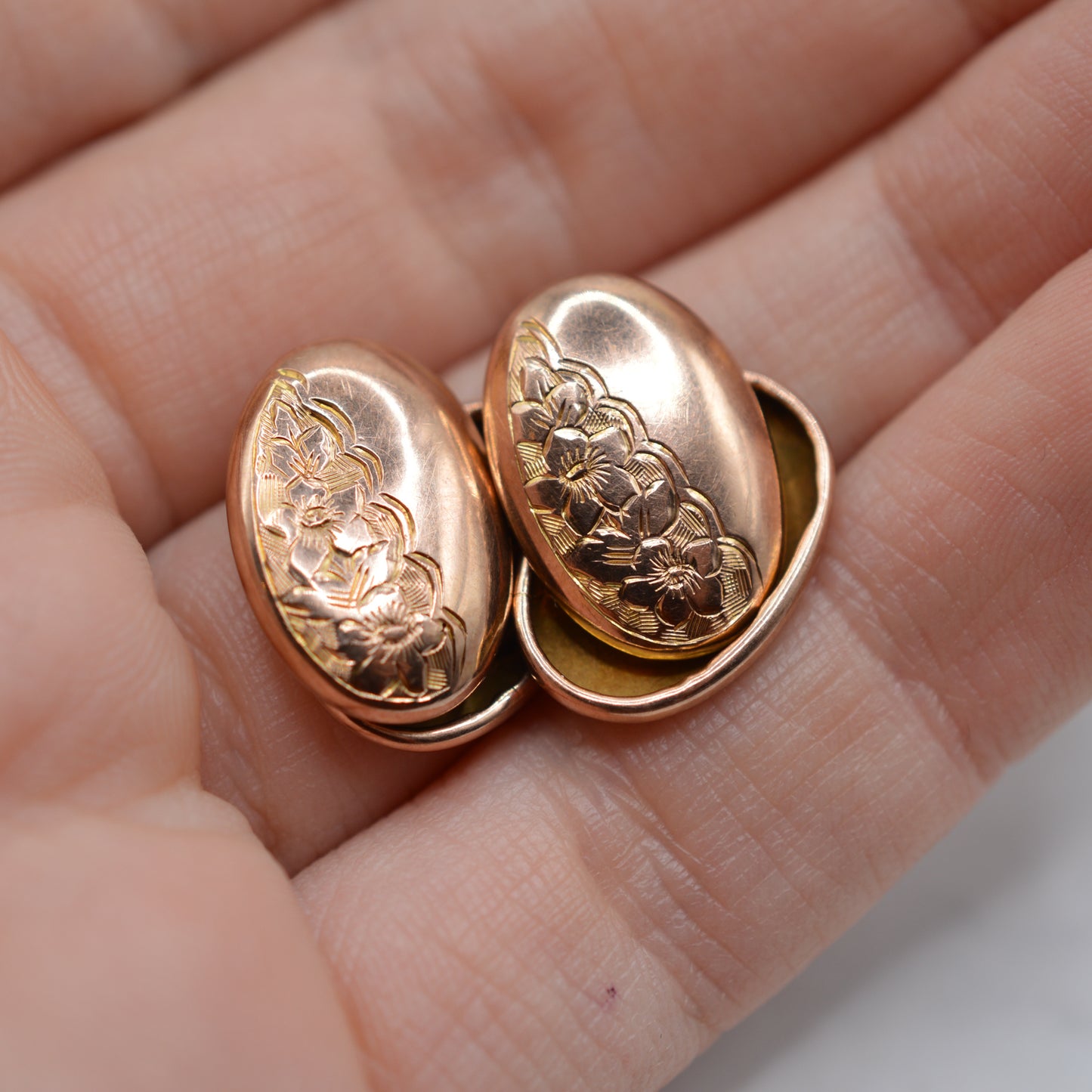 Antique 1920s 9ct Rose Gold Engraved Cufflinks with Presentation Box
