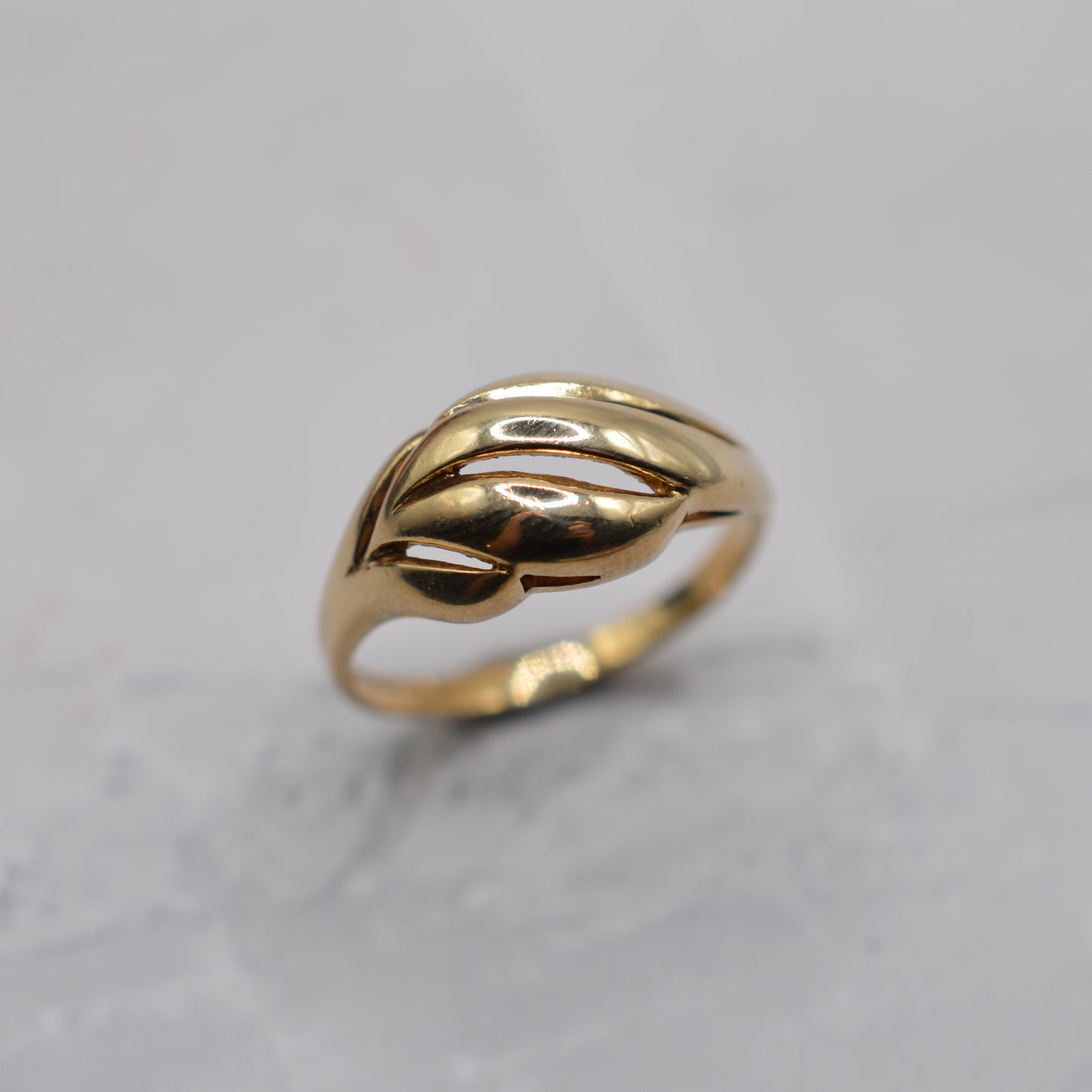 1980s 9ct Gold Chunky Leaf Ring