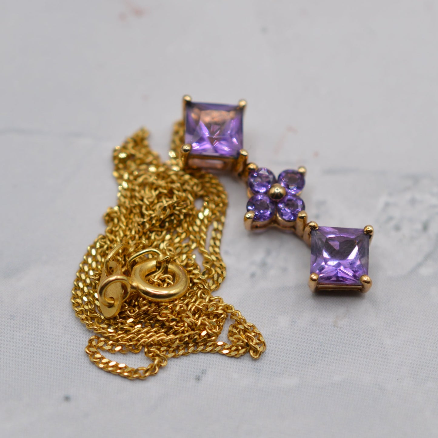 9ct Gold Amethyst Pendant Necklace