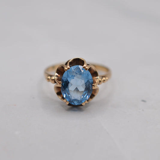 1970s Vintage 9ct Gold Blue Topaz Solitaire Ring