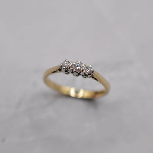 1990s 9ct Gold Diamond Trilogy Ring