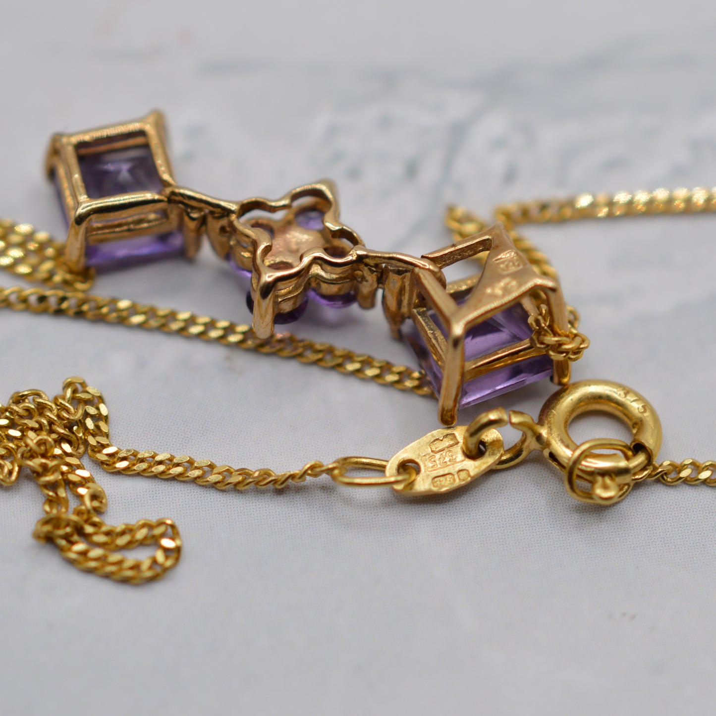 9ct Gold Amethyst Pendant Necklace