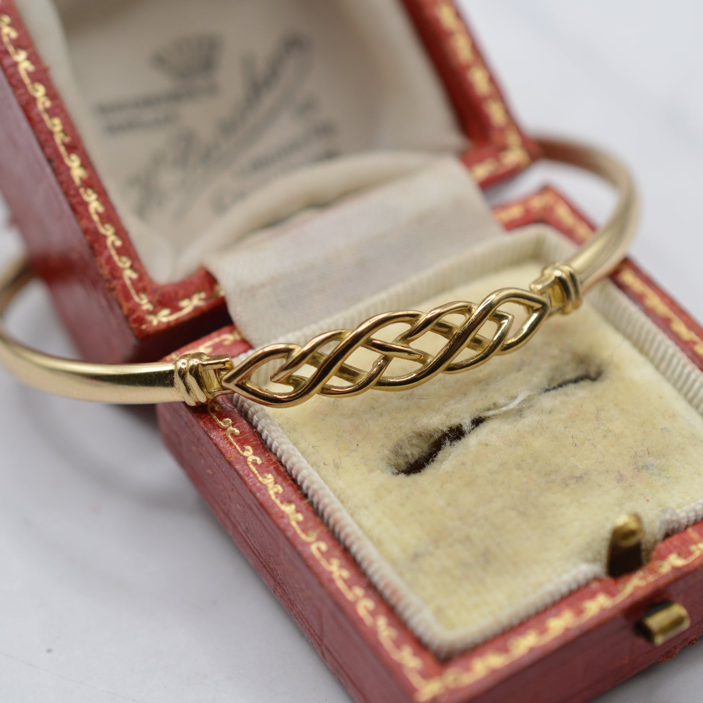 9ct Gold Celtic Braid Bangle Bracelet