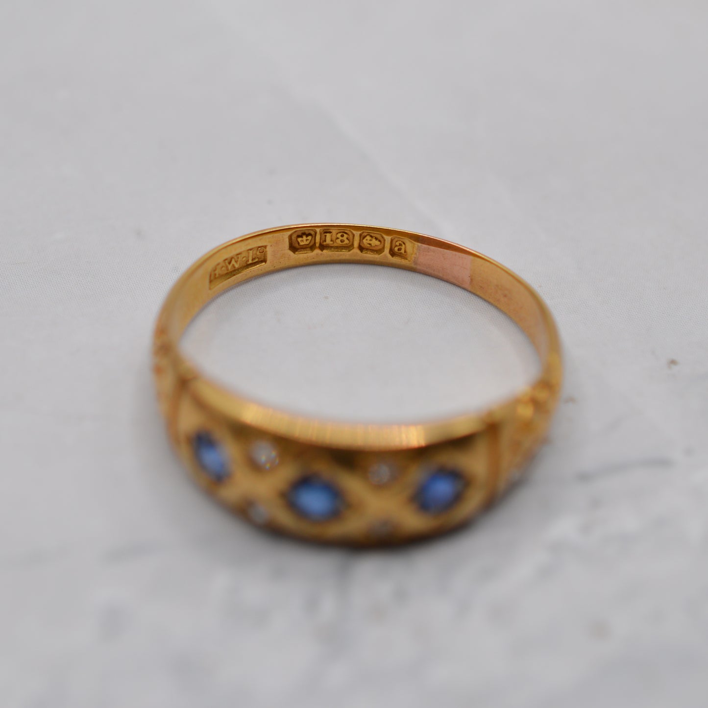 Antique Victorian 18ct Gold Sapphire & Diamond Gypsy Ring