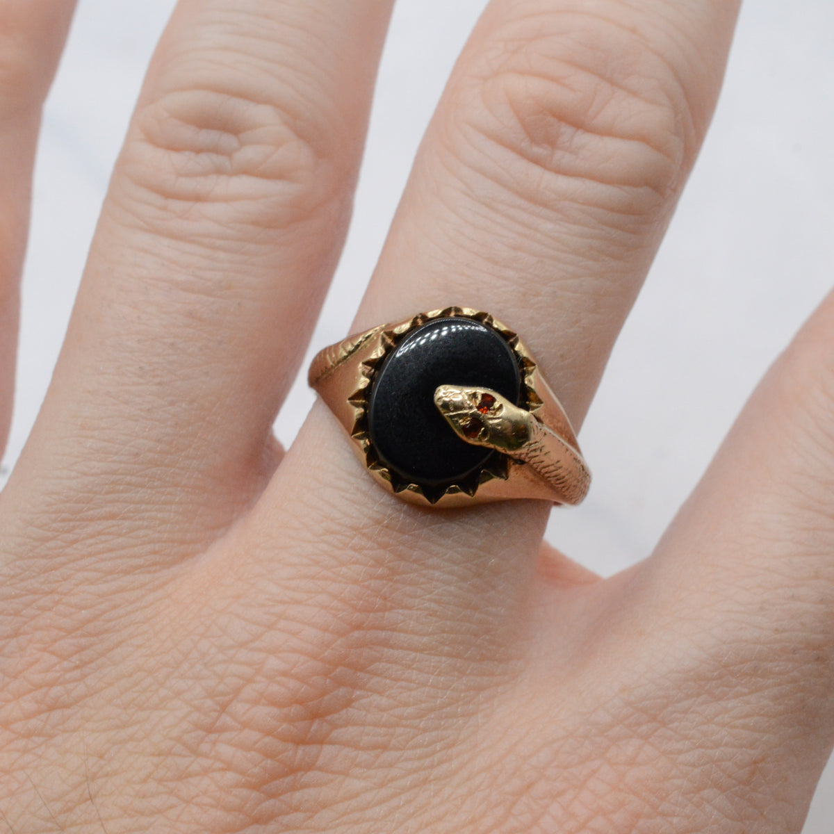 9ct Gold Onyx & Garnet Snake Signet Ring