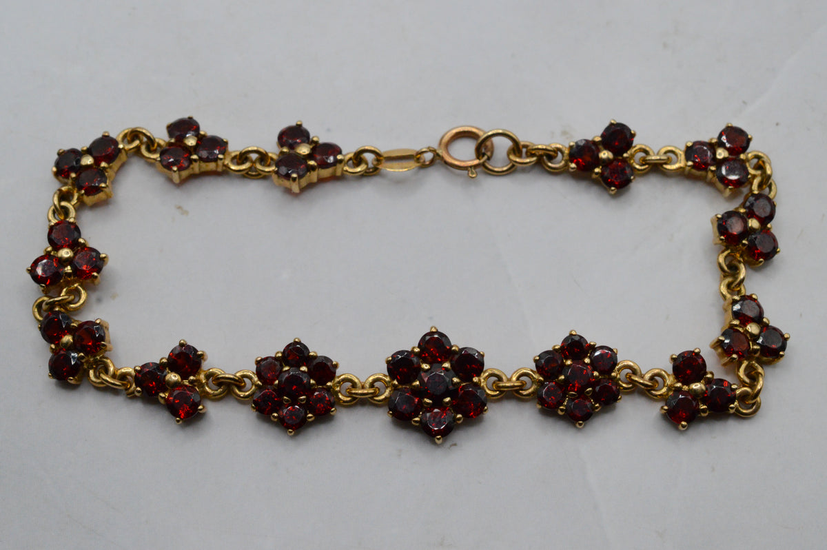 9ct Gold Garnet Floral Cluster Bracelet