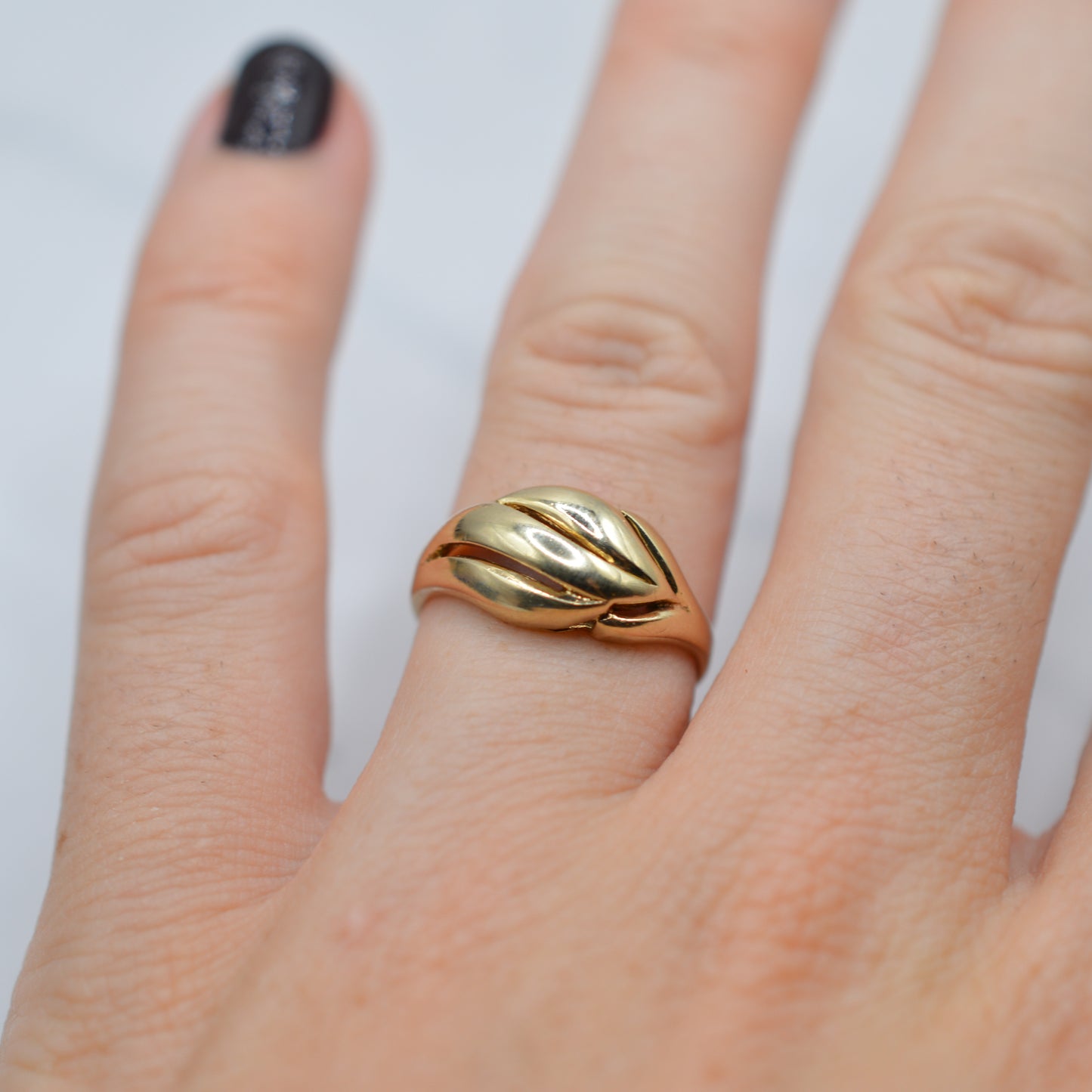 1980s 9ct Gold Chunky Leaf Ring
