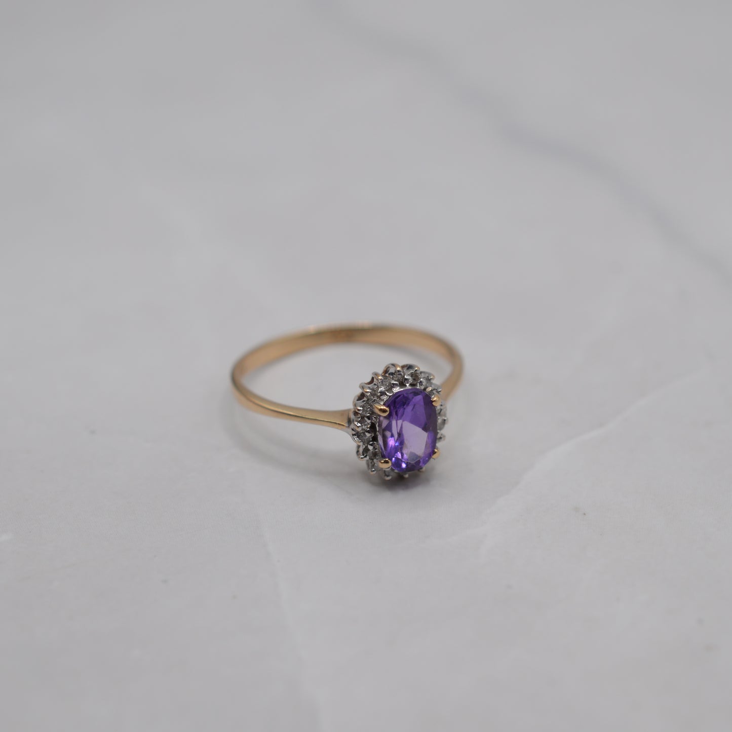 Y2K 9ct Gold Amethyst & Diamond Cluster Ring