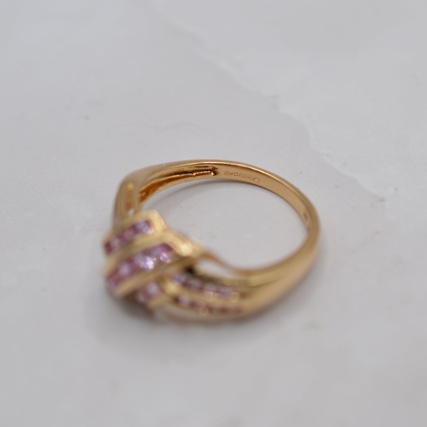 Y2K Chunky 9ct Gold Pink Topaz Crossover Ring