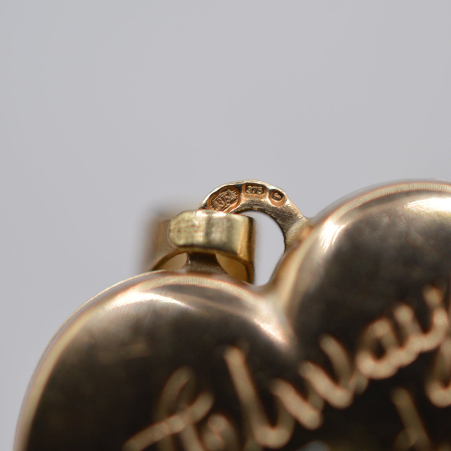 9ct Gold Wedding Dove Heart Locket Pendant Necklace (16")